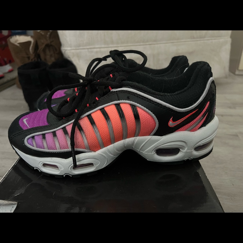 nike air max woman’s 6.5
